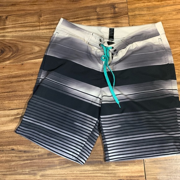 Mens George Size Medium swim shorts - Picture 1 of 6